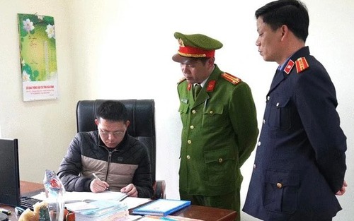 Khởi tố vụ án 'Nhận hối lộ' xảy ra tại Trung tâm Đăng kiểm xe cơ giới 28-01S