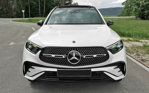 Mercedes-Benz GLC 2023 về Việt Nam sau Tết: Nhập khẩu giới hạn, thay đổi lớn đáp trả BMW X3 mới lắp ráp