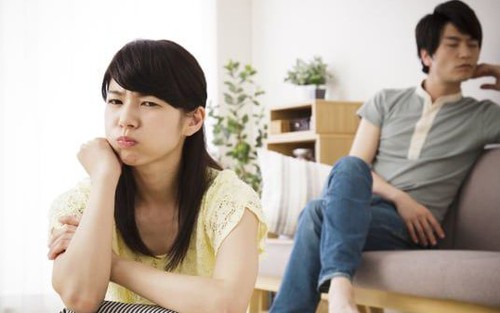 Đưa cho chồng 20 triệu đi sắm Tết, anh đi từ sáng tới tối mang về đúng 2 con cá cảnh