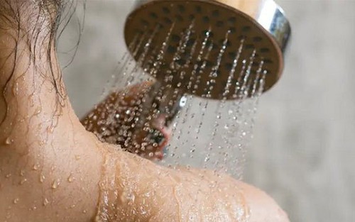 Mùng 1 có nên tắm gội, giặt giũ hay không? Câu trả lời bất ngờ, nhiều người thực hiện sai khiến ‘mất dông’ cả năm 