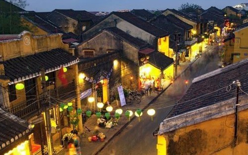 Việt Nam có tên trong Top điểm đến nổi tiếng nhất thế giới của Tripadvisor