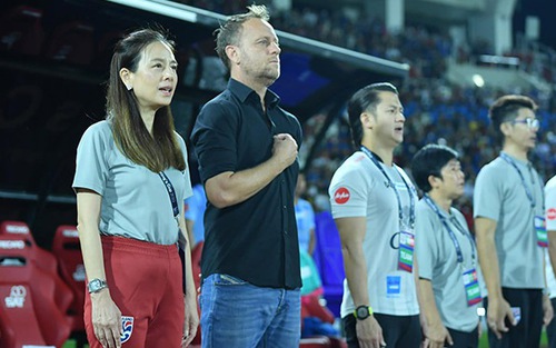 Thái Lan thưởng lớn cho HLV Polking