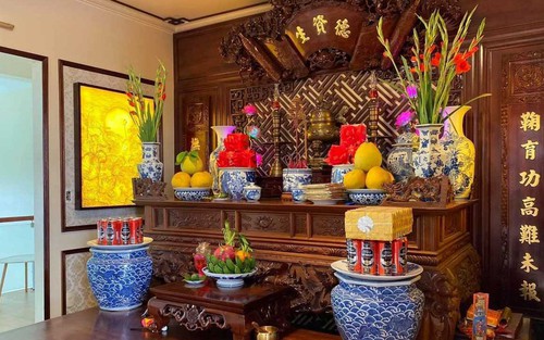Dọn bàn thờ sau Tết đừng quên hạ 4 món đồ này xuống, tránh mất lộc cả năm