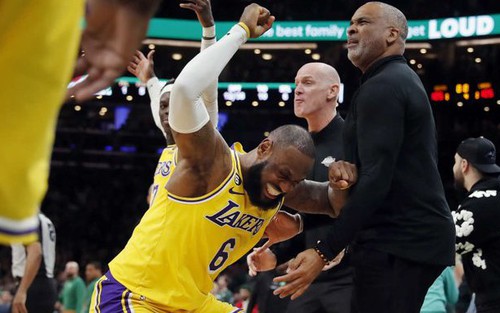 Los Angeles Lakers bị thiệt trong trận thua Boston Celtics, NHM chỉ ra điểm tương đồng bất thường