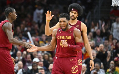 Trận đấu phi thường của Donovan Mitchell ở đâu trong lịch sử NBA?