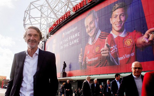Diễn biến mới vụ MU đổi chủ: Sir Jim Ratcliffe thắng Sheikh Jassim, sở hữu 25% cổ phần của Quỷ đỏ