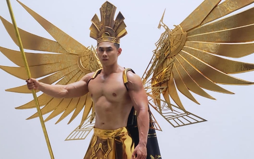 Người mẫu Vĩ Tân mang trang phục dân tộc ‘Tiếng vọng Đông Sơn’ thi Mister Asian International 2023