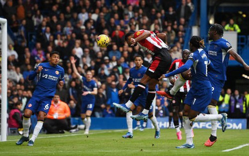 Vừa thắp lại hy vọng cho CĐV, Chelsea lại gây thất vọng khi thua Brentford 0-2