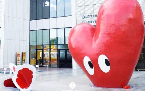 LOTTE MALL West Lake Hanoi tạo “địa chấn” với GenZ vì loạt góc sống ảo