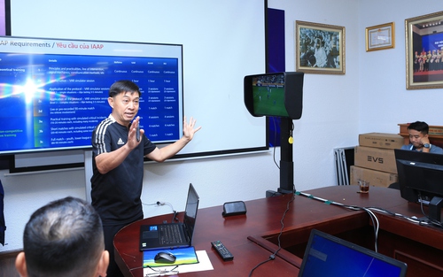 Khai mạc Lớp đào tạo Trọng tài VAR khóa 2