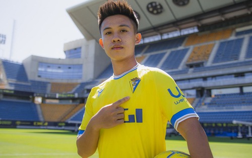Tiền vệ Hoàng Vĩnh Nguyên trở lại Việt Nam từ Cadiz, sẵn sàng tung hoành tại V-League