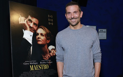 Bradley Cooper dành 6 năm để học cách chỉ huy cho 6 phút âm nhạc trong phim 'Maestro'
