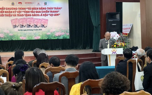 Trao tặng 'Tủ sách Đặng Thùy Trâm' cho trường học, bệnh viện trên toàn quốc