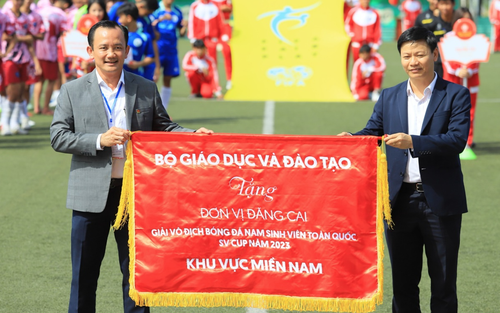 23 đội tranh tài ở giải vô địch bóng đá sinh viên toàn quốc 