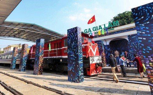 Góc nhìn 365: Dư âm của 'lễ hội'