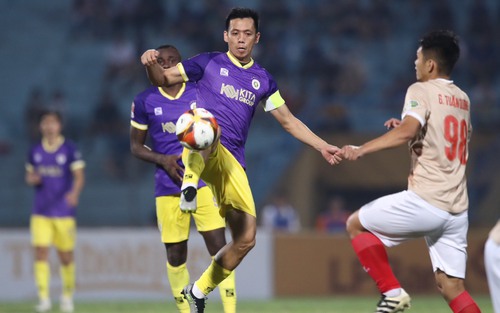 Cầu thủ Hà Nội FC nặng lòng khi tập trung đội tuyển