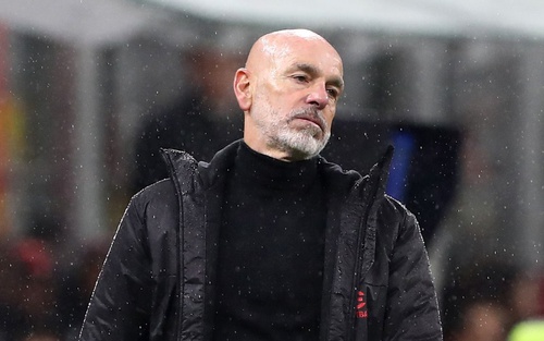 Milan và cuộc chiến của Stefano Pioli