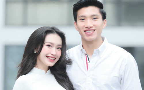 Sinh nhật vợ mới cưới, Đoàn Văn Hậu gửi lời chúc gói gọn trong một câu khiến dân mạng phấn khích