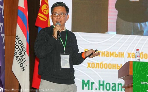 Bận Hội nghị bóng đá trẻ, HLV Hoàng Anh Tuấn vẫn trong ‘tầm ngắm’ CLB Khánh Hòa
