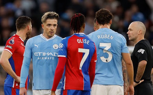 Kết quả Ngoại hạng Anh: Man City đánh rơi điểm nghiệt ngã, Chelsea tìm lại niềm vui chiến thắng