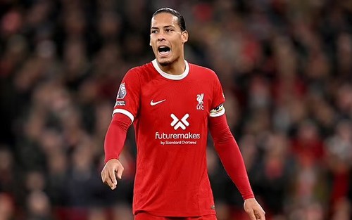 Bị nói thiếu tôn trọng MU, Van Dijk phản bác lại tuyên bố của Roy Keane