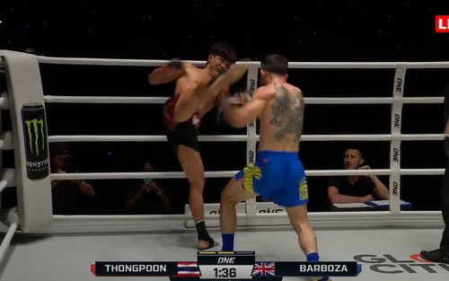 Nguyễn Trần Duy Nhất thua knock-out trước võ sĩ châu Âu sau pha phản đòn chớp nhoáng, CĐV Việt Nam gửi lời động viên