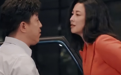 Xuất hiện 'thảm họa' phim Trung đầu tiên của năm nay: Nam chính già xấu lại được tất cả nhân vật nữ mê đắm, thảo nào rating 'bẹp dí'! 