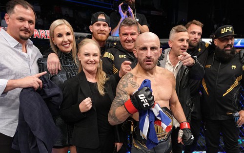 Thua Islam Makhachev, Alex Volkanovski vẫn xứng đáng là số 1 tại UFC