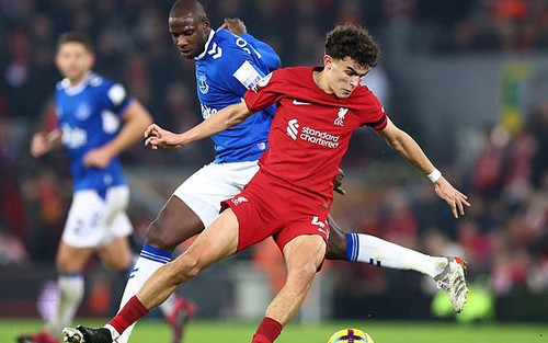 Stefan Bajcetic: Thần đồng đang gây sốt ở Liverpool là ai?