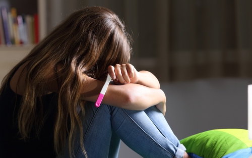 Chuyên gia cảnh báo 4 hệ lụy khi trẻ vị thành niên mang thai ngoài ý muốn