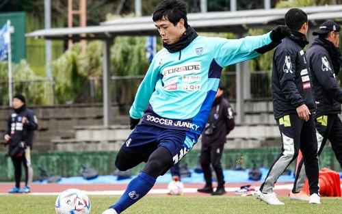 Yokohama FC gặp đối thủ mạnh, Công Phượng có sáng cửa đá chính?