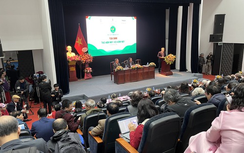 Thơ hiện nay với hôm nay (kỳ 1): Thơ in thì nhiều, mà người đọc thì ít
