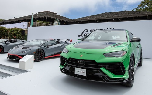 Lamborghini úp mở 4 xe mới với một mẫu bí ẩn, ngầm khẳng định động cơ xăng sắp hết thời