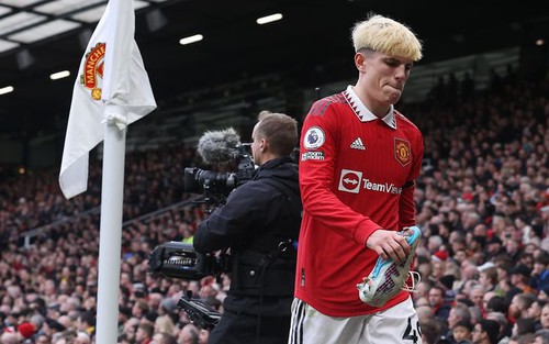 Tin bóng đá MU 15/3: Nhận đòn chuyển nhượng từ Tottenham, lộ mức độ chấn thương Garnacho 
