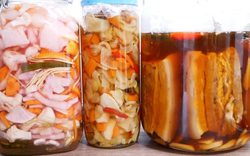 Hai sai lầm khi muối chua thực phẩm có thể khiến độc tố sinh sôi