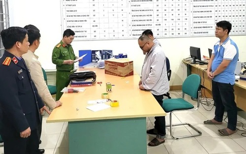 Hòa Bình: Khởi tố Giám đốc cùng 2 cán bộ Trung tâm đào tạo và sát hạch lái xe cơ giới đường bộ
