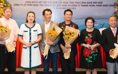 Nghệ nhân Hồ Thanh Tuấn ký kết hợp tác với Nhật Bản