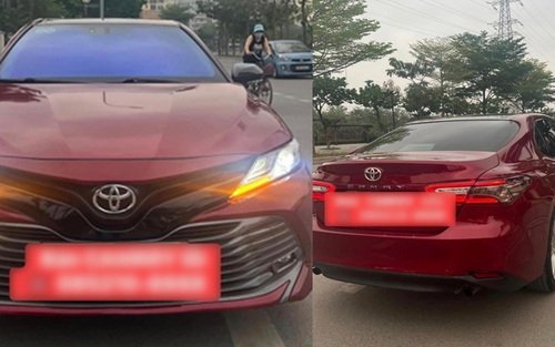 Rao bán Toyota Camry 2.5Q rẻ hơn thị trường 300 triệu, chủ xe thật thà: 'Xe tai nạn làm lại nhưng máy móc còn zin'