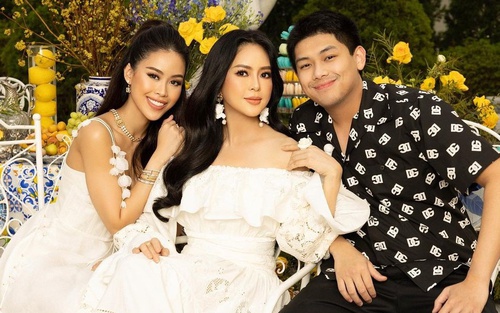 Lâu lắm Tiên Nguyễn mới tung ảnh gia đình: Mẹ trẻ đẹp xuất sắc, bất ngờ với diện mạo hiện tại của cậu út Hiếu Nguyễn 