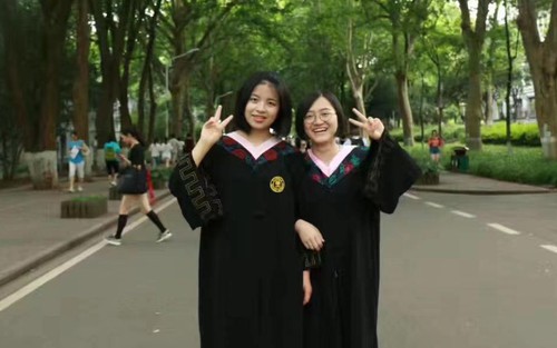 Nữ thạc sĩ tốt nghiệp đại học danh giá nhưng nhảy 12 việc trong 5 năm, phải làm phục vụ quán lẩu: Vì đâu nên nỗi?