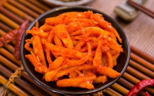 Cô gái 25 tuổi nhập viện trong tình trạng đau bụng, phải cắt nửa lá gan chỉ vì ăn món 'muối chua' hàng ngày