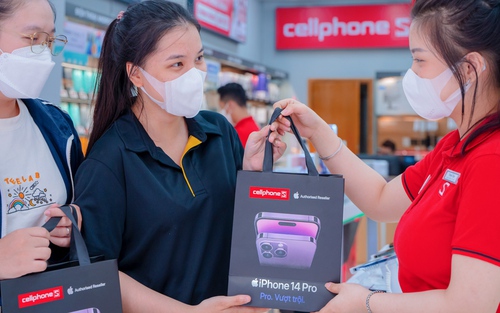 Đáp trả lời tuyên chiến của TGDĐ, một nhà bán lẻ hùng hồn tuyên bố: “Chúng tôi đã sẵn sàng cho cuộc chiến giá bán”