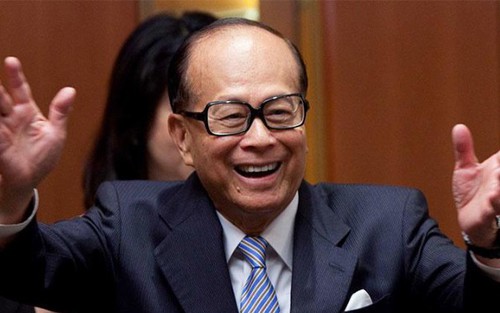 Tỷ phú Lý Gia Thành khuyên kết bạn tìm người đáng tin, nói chuyện tìm người khôn khéo: Làm được, hưởng lộc cả đời! 