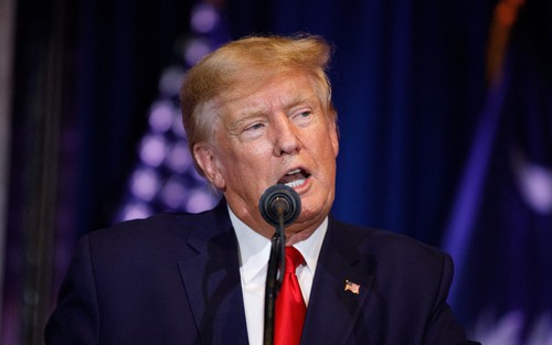 Cựu Tổng thống Mỹ Donald Trump trả lời thẩm vấn về cáo buộc gian lận kinh doanh