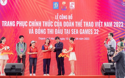 Công bố trang phục đoàn thể thao Việt Nam tại SEA Games 32
