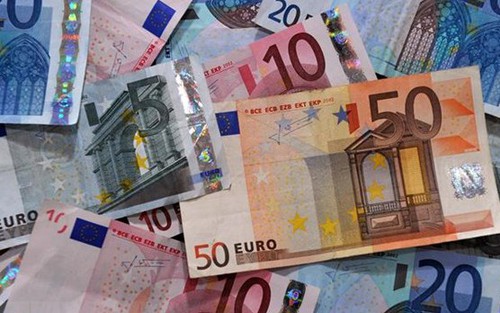 IMF dự báo kinh tế châu Âu sụt giảm mạnh nhưng không suy thoái