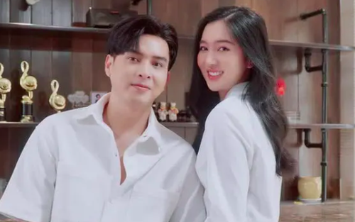 Chân dung bạn gái cao 1m80, là người mẫu ảnh có tiếng vừa được Hồ Quang Hiếu cầu hôn