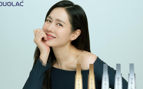 Son Ye Jin tái xuất với thân hình khác lạ sau 5 tháng sinh con