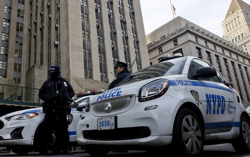Cảnh sát New York tăng cường an ninh trước ngày cựu Tổng thống Donald Trump ra trình diện trước tòa