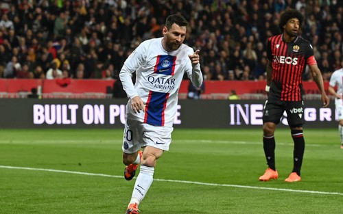 PSG đạt mốc 100 bàn trong ngày Messi tỏa sáng